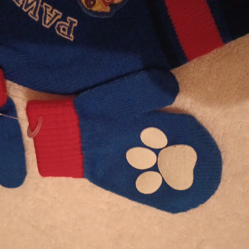 Paw Patrol Hat/Glove Set - Picture 3 of 7